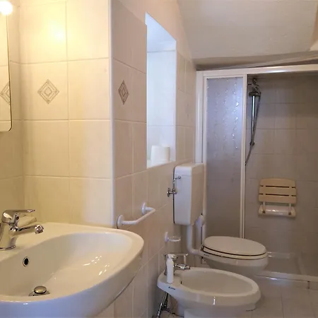 Holiday home Casetta Anna
